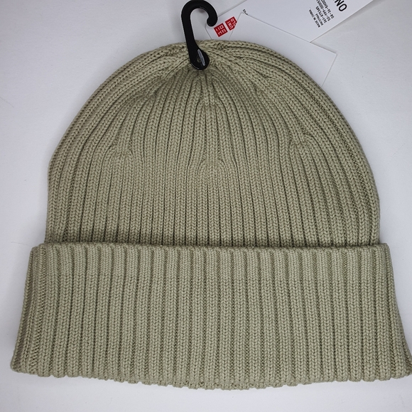 Uniqlo Other - Uniqlo Light Green Ribbed Beanie NWT